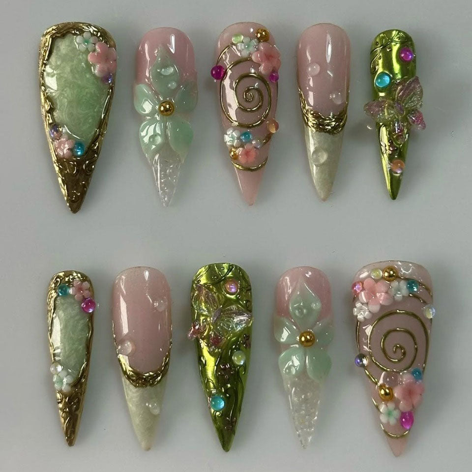 Luxury Vintage Floral Fairy Core Gold Stiletto Press On Nails
