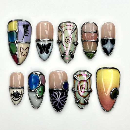 Modern Abstract Press On Nails with Outlines