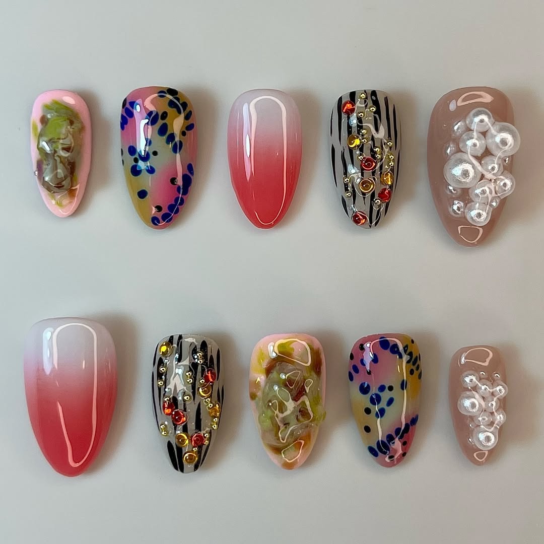 Pink Gradient Abstract Press On Nails with 3D Pearl and Artistic Design