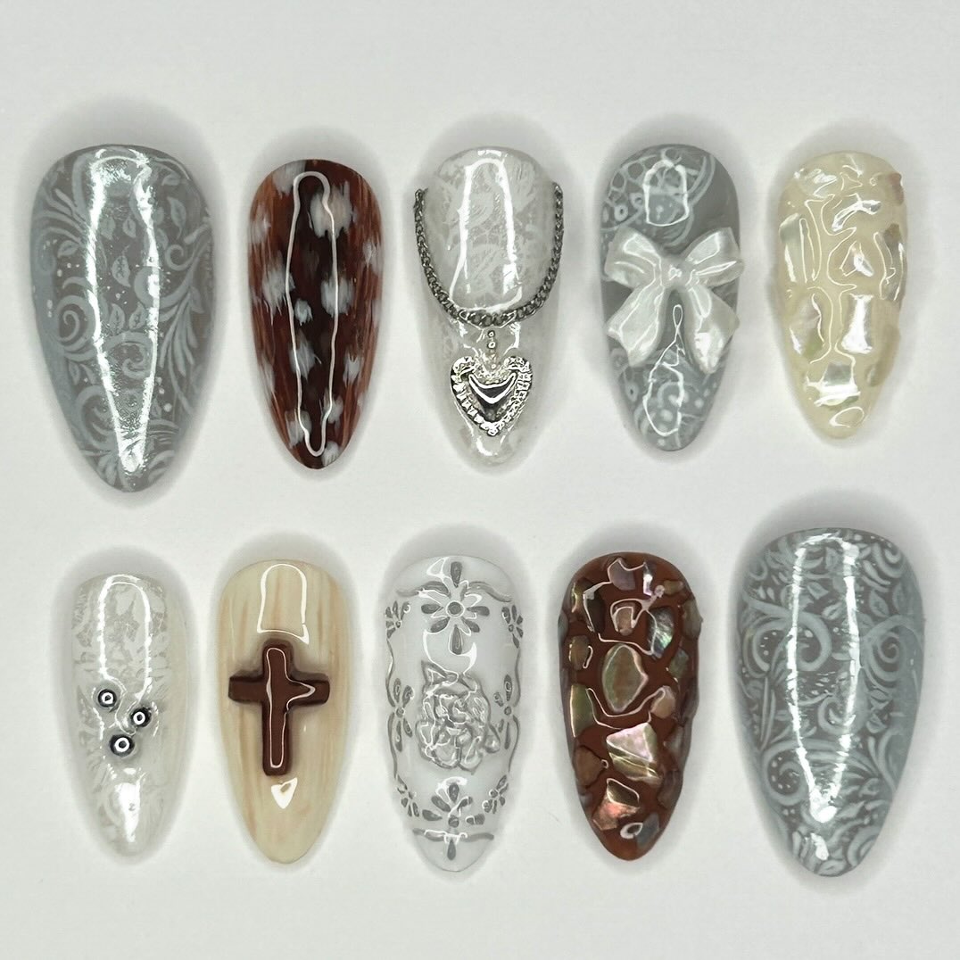 Silver Lace Press On Nails with Heart Charm and Bow Details