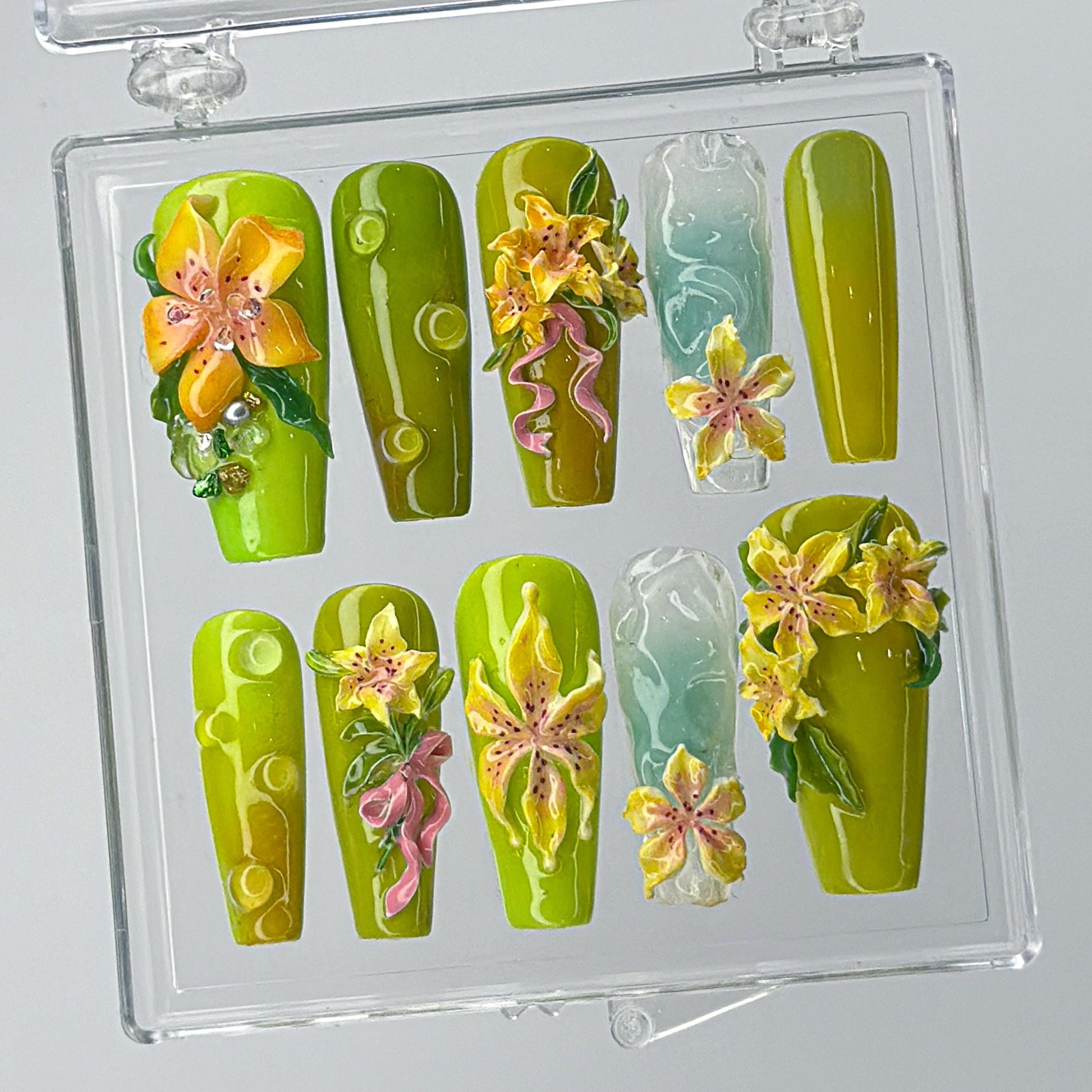 Tropical Lily Press On Nails,3D Floral Green Nail Set