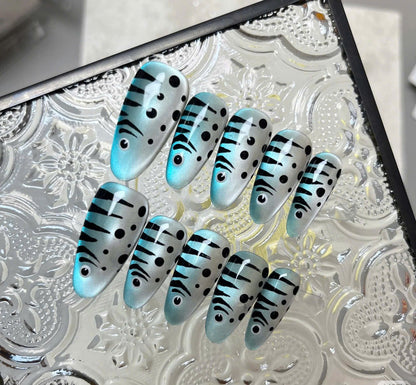 Stylish Tiger Fish Press On Nail Set